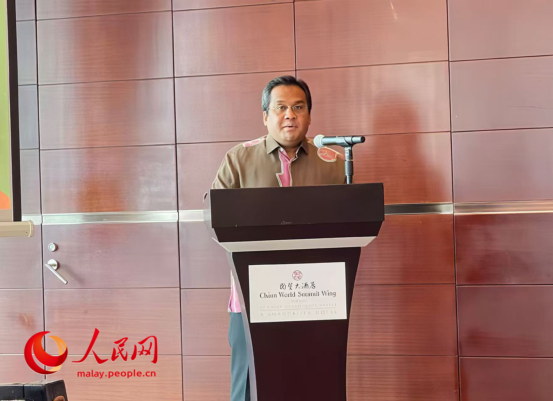 Duta Besar Malaysia ke China, Datuk Norman Muhamad berucap ketika menyampaikan ucapan perasmian. (People's Daily Online/Wang Jing)