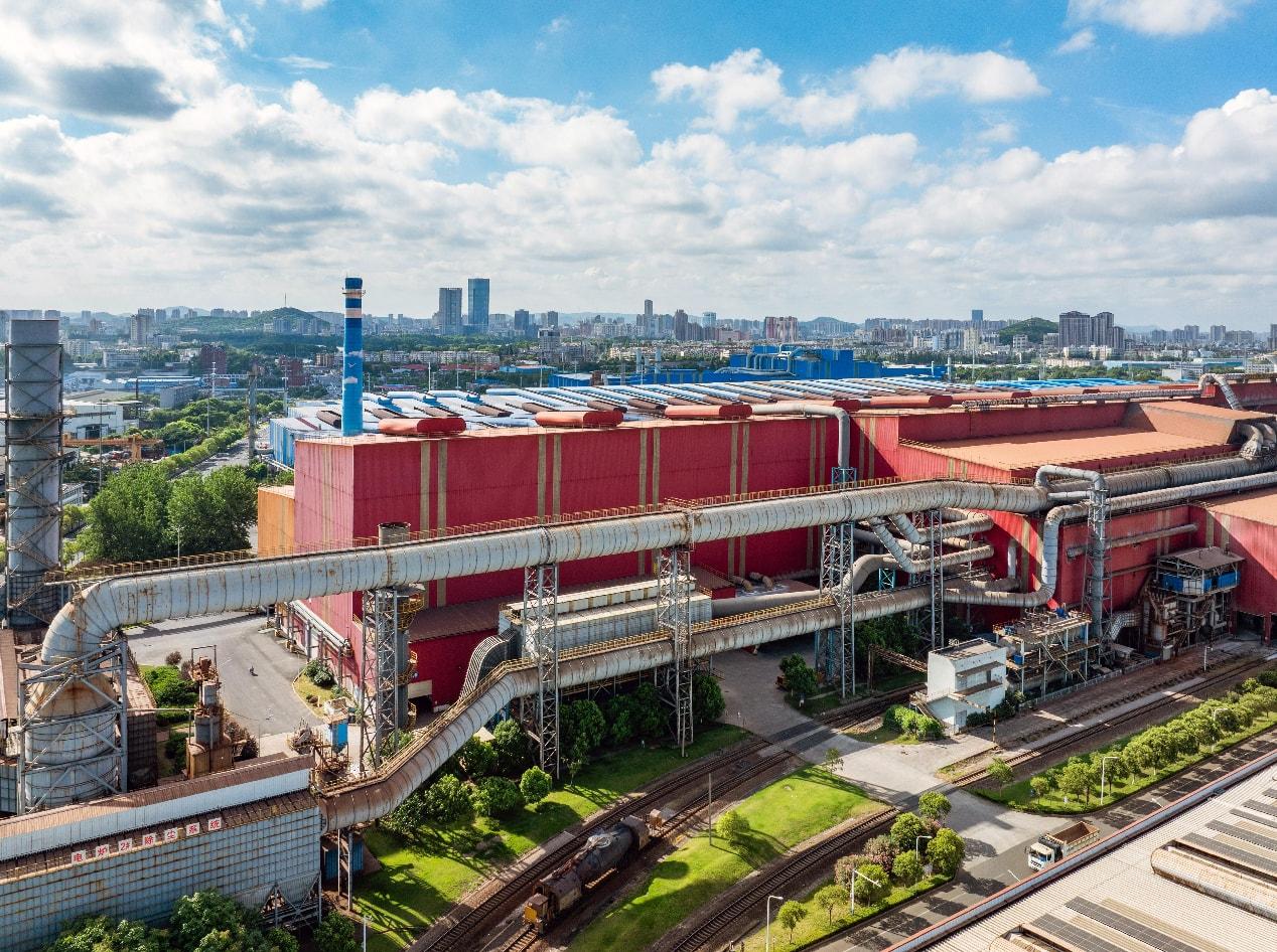 Foto memperlihatkan fasiliti kitar semula haba lebihan di Syarikat Besi dan Keluli Ma’anshan di Provinsi Anhui, timur China. (Foto oleh Luo Jisheng)